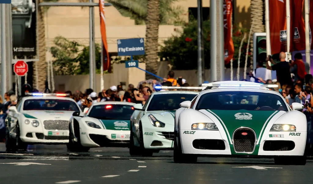 خودروهای پلیس امارات